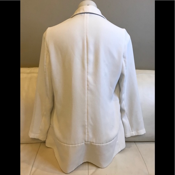 RW&CO White Chevalier Open Faced Blazer size Medium - Picture 4 of 8